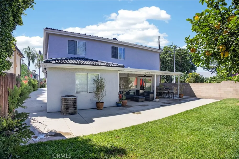 15553 Cobalt Sylmar, CA 91342