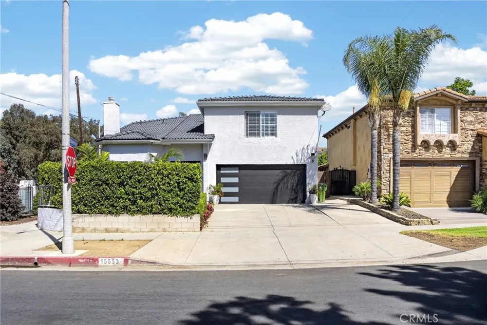 15553 Cobalt Sylmar, CA 91342