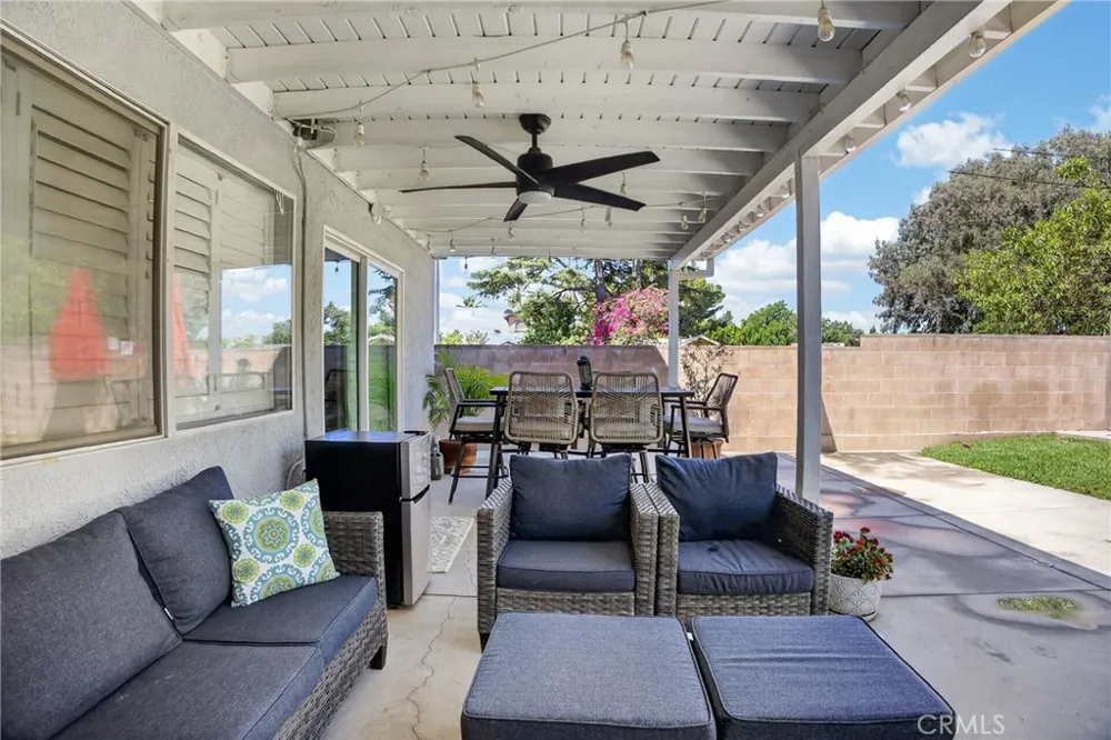 15553 Cobalt Sylmar, CA 91342