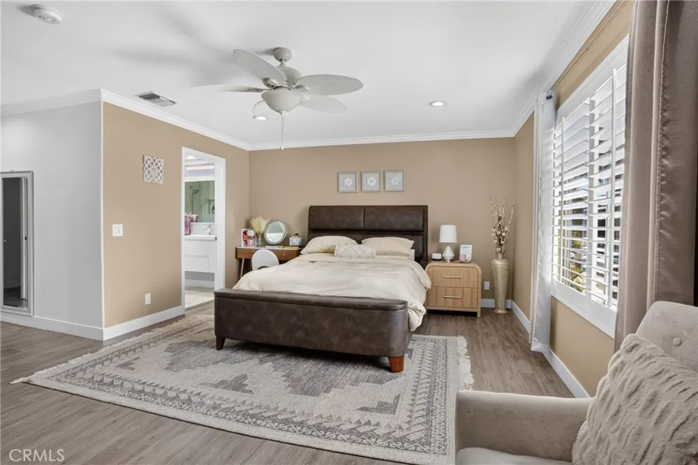 15553 Cobalt Sylmar, CA 91342