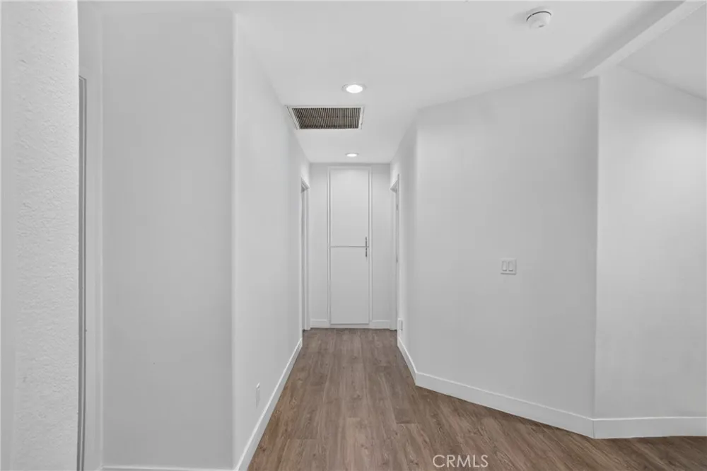 15553 Cobalt Sylmar, CA 91342