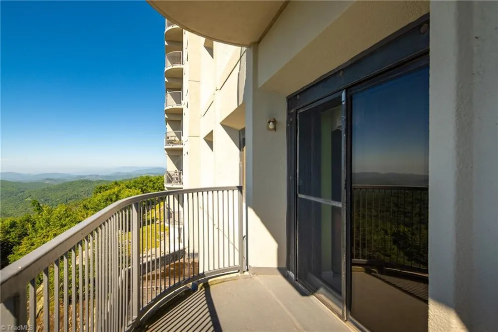 303 Sugar Top Drive #2210 Banner Elk, NC 28604