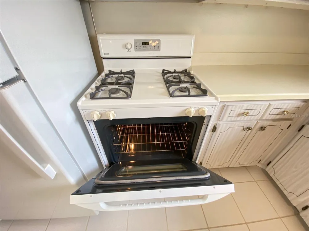 5105 ROSE PLACE Pinellas Park, FL 33782
