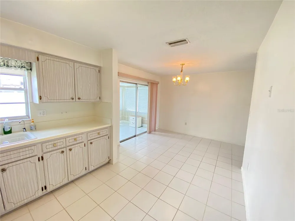 5105 ROSE PLACE Pinellas Park, FL 33782