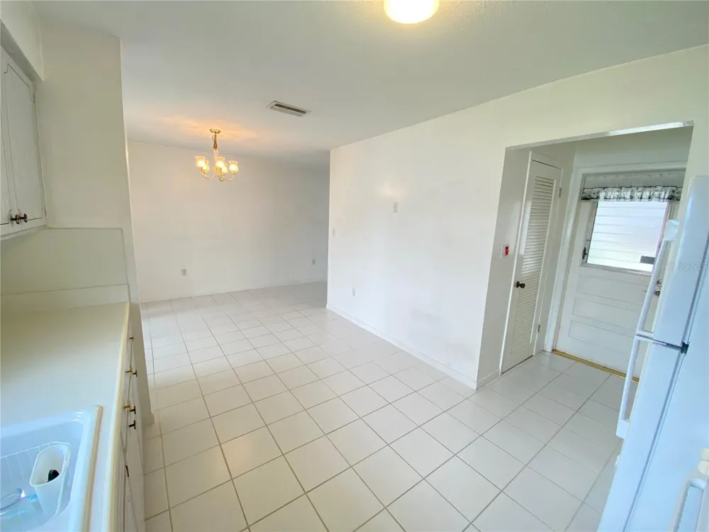 5105 ROSE PLACE Pinellas Park, FL 33782