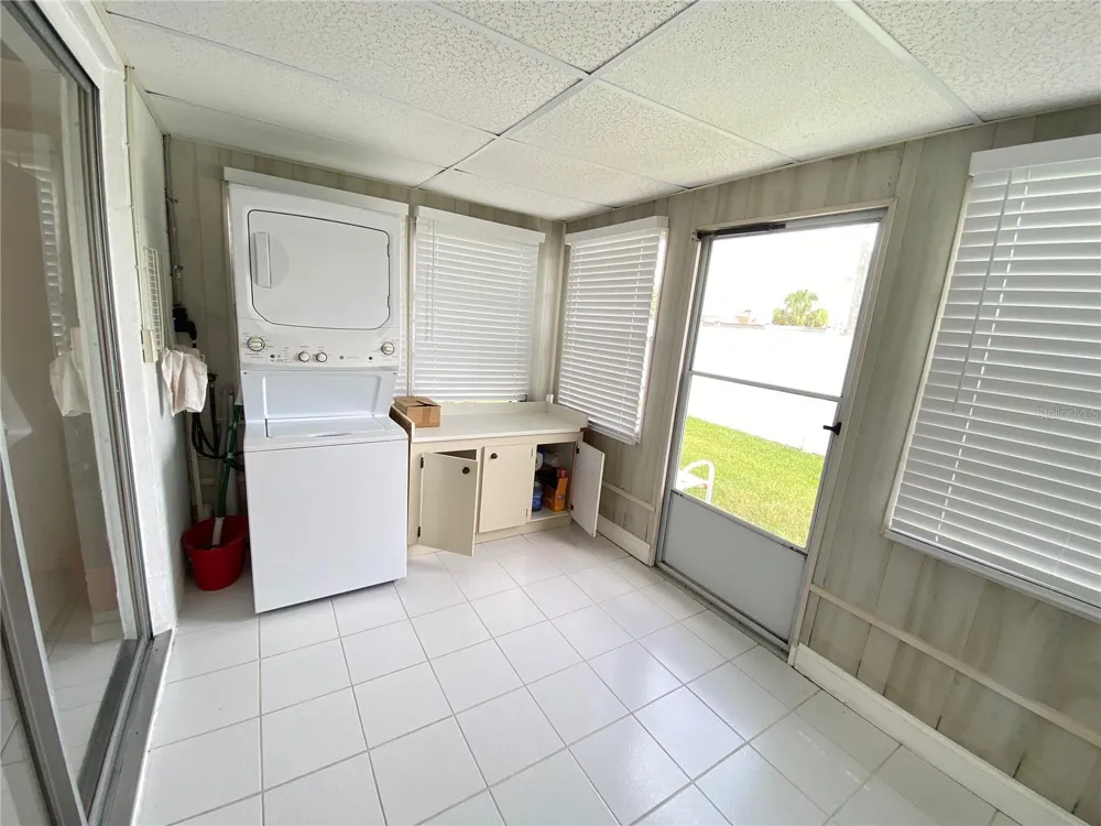 5105 ROSE PLACE Pinellas Park, FL 33782