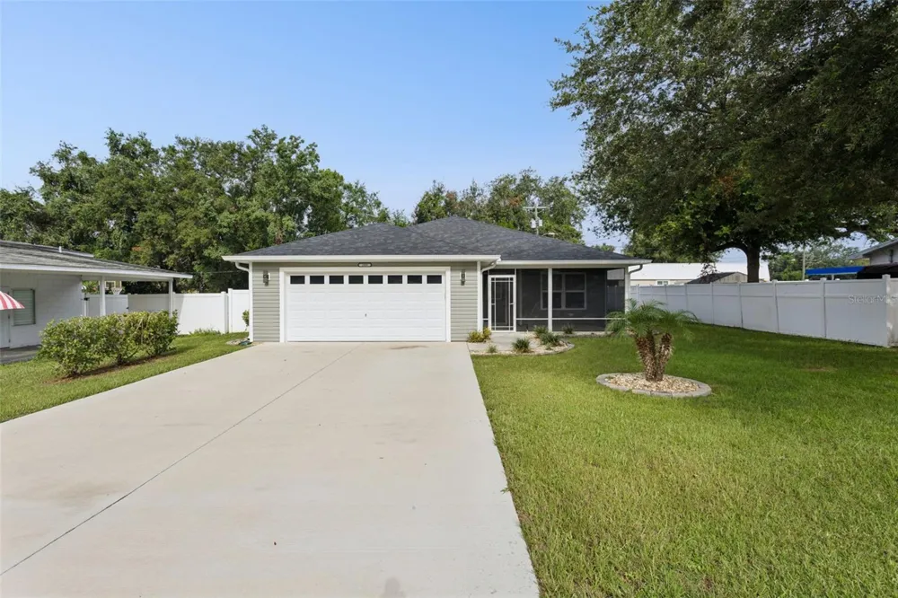 209 JEAN STREET Tavares, FL 32778