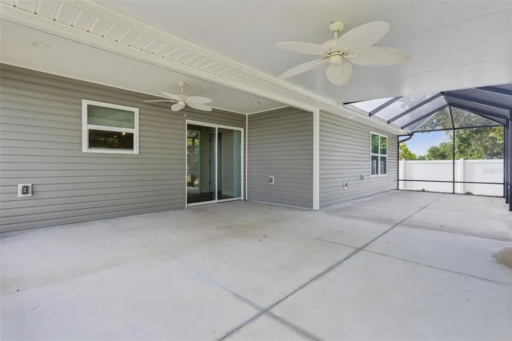 209 JEAN STREET Tavares, FL 32778