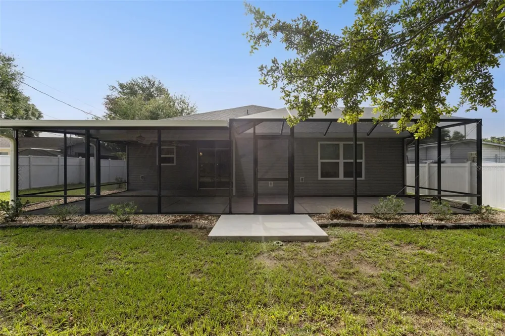 209 JEAN STREET Tavares, FL 32778