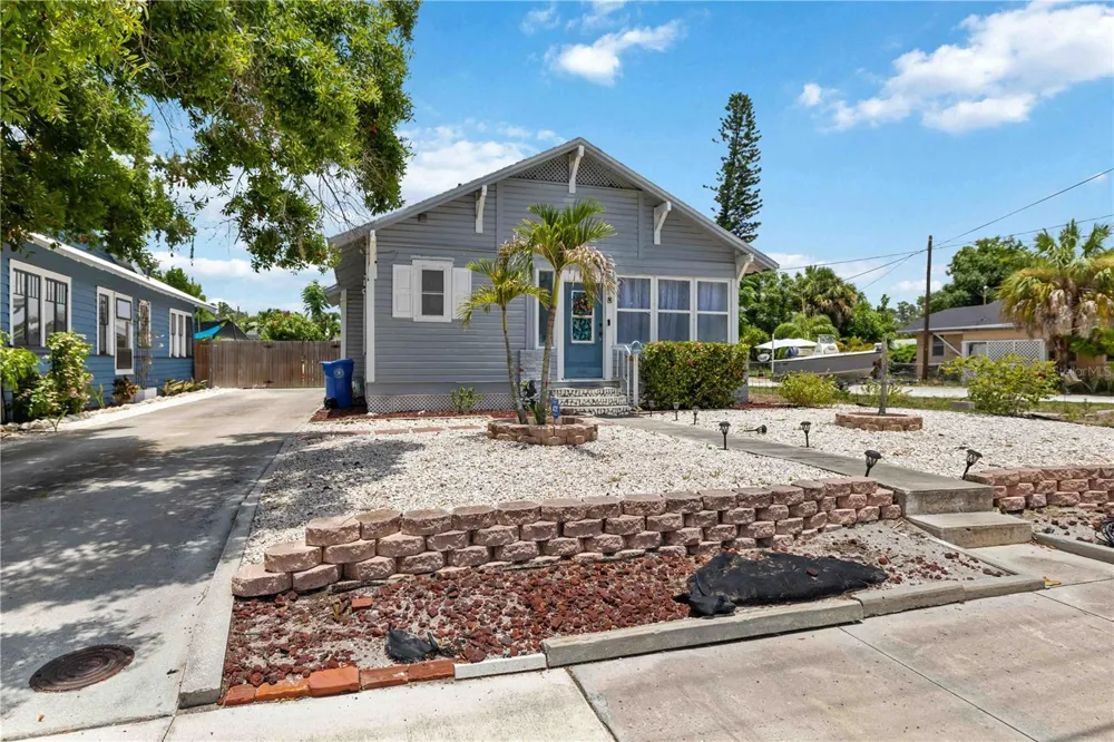 2314 7TH AVENUE W Bradenton, FL 34205