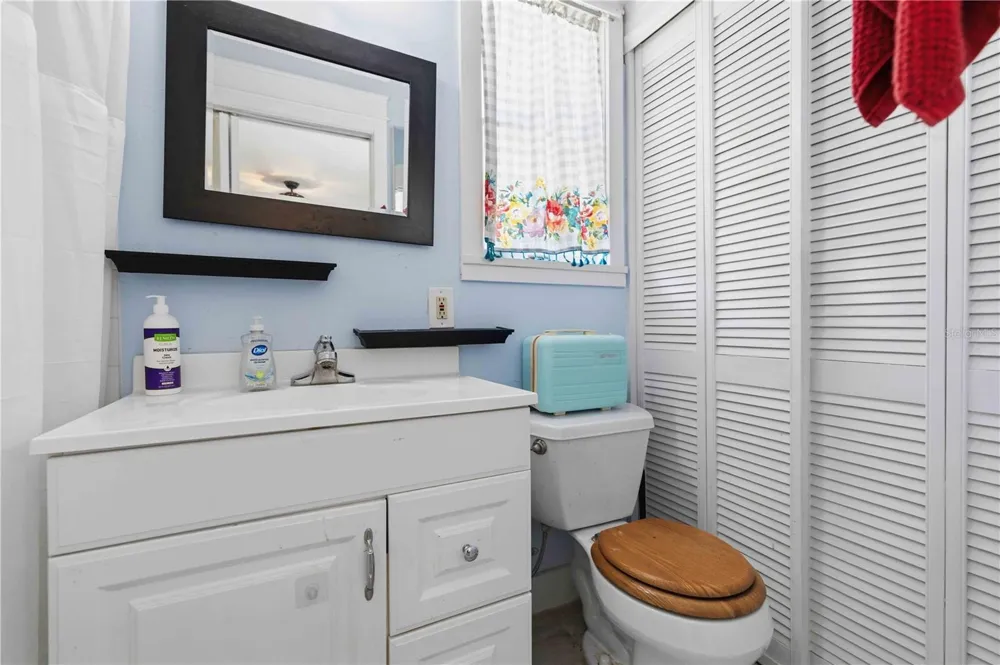 2314 7TH AVENUE W Bradenton, FL 34205