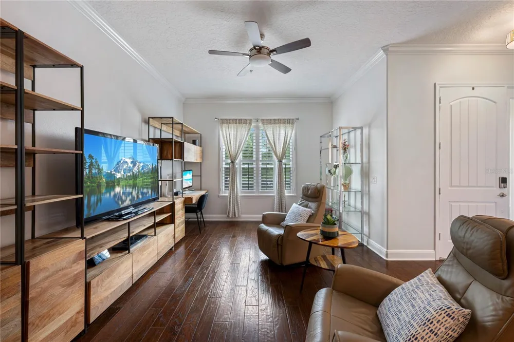1132 CHARMING STREET Maitland, FL 32751