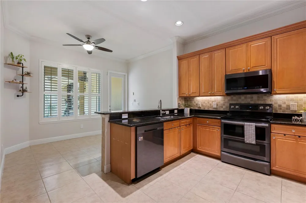 1132 CHARMING STREET Maitland, FL 32751