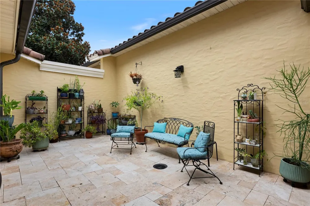 1132 CHARMING STREET Maitland, FL 32751