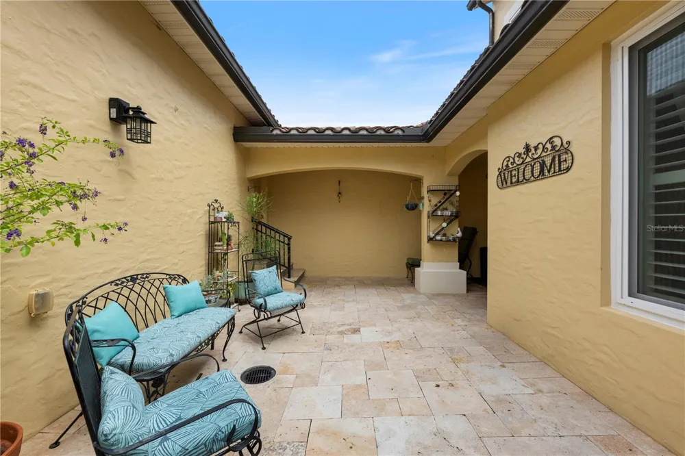 1132 CHARMING STREET Maitland, FL 32751