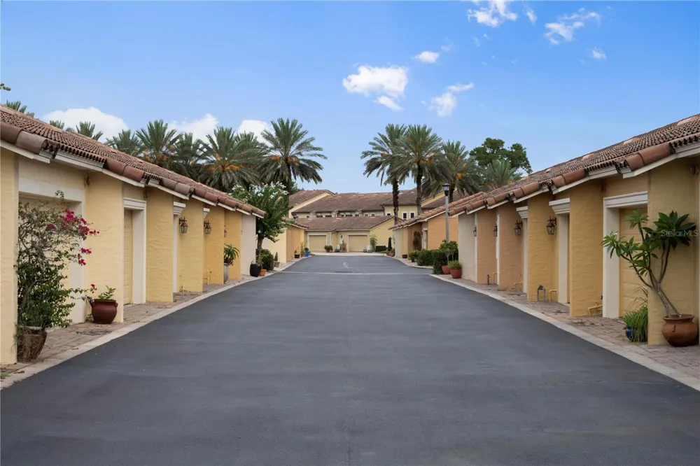 1132 CHARMING STREET Maitland, FL 32751