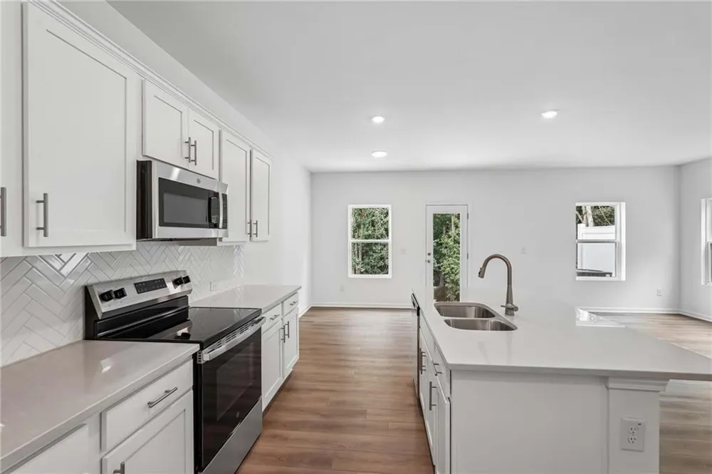 316 Dearborn Drive Cartersville, GA 30120