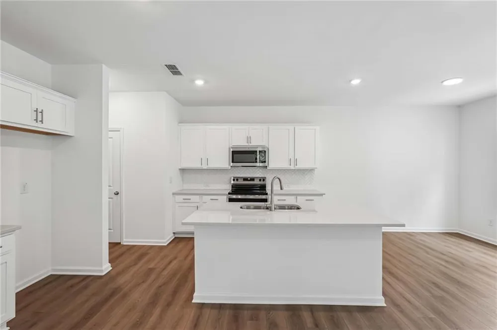 316 Dearborn Drive Cartersville, GA 30120