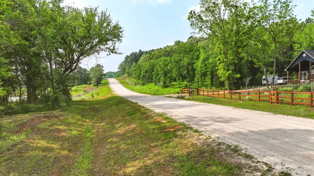 17261 Stella Maris Street Winona, TX 75792