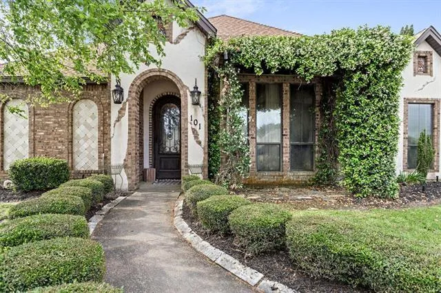 101 Sir Cameron Lumberton, TX 77657