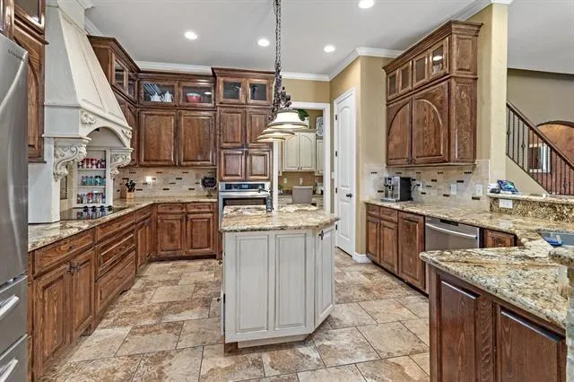 101 Sir Cameron Lumberton, TX 77657