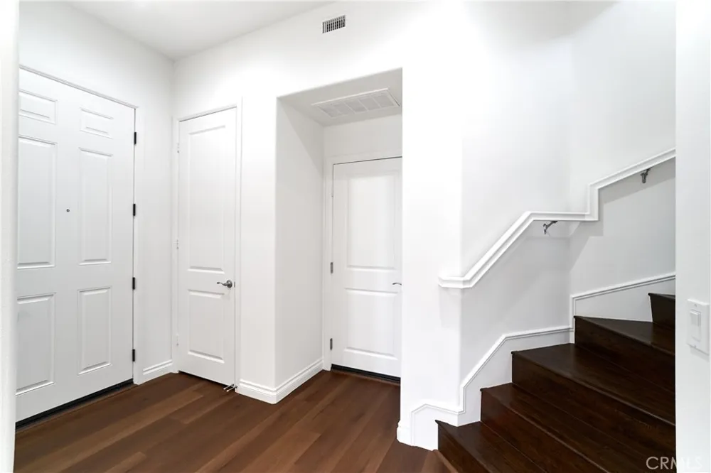 350 Catalina Brea, CA 92821