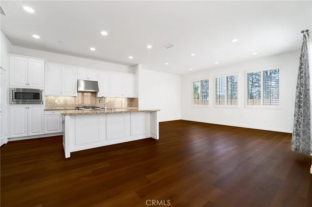 350 Catalina Brea, CA 92821
