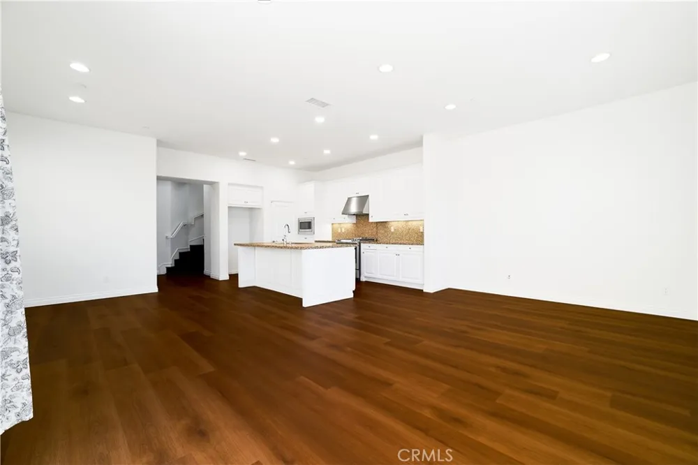 350 Catalina Brea, CA 92821