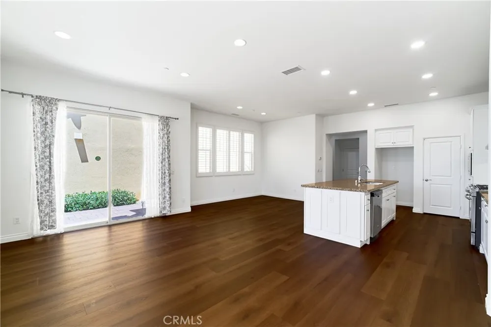 350 Catalina Brea, CA 92821