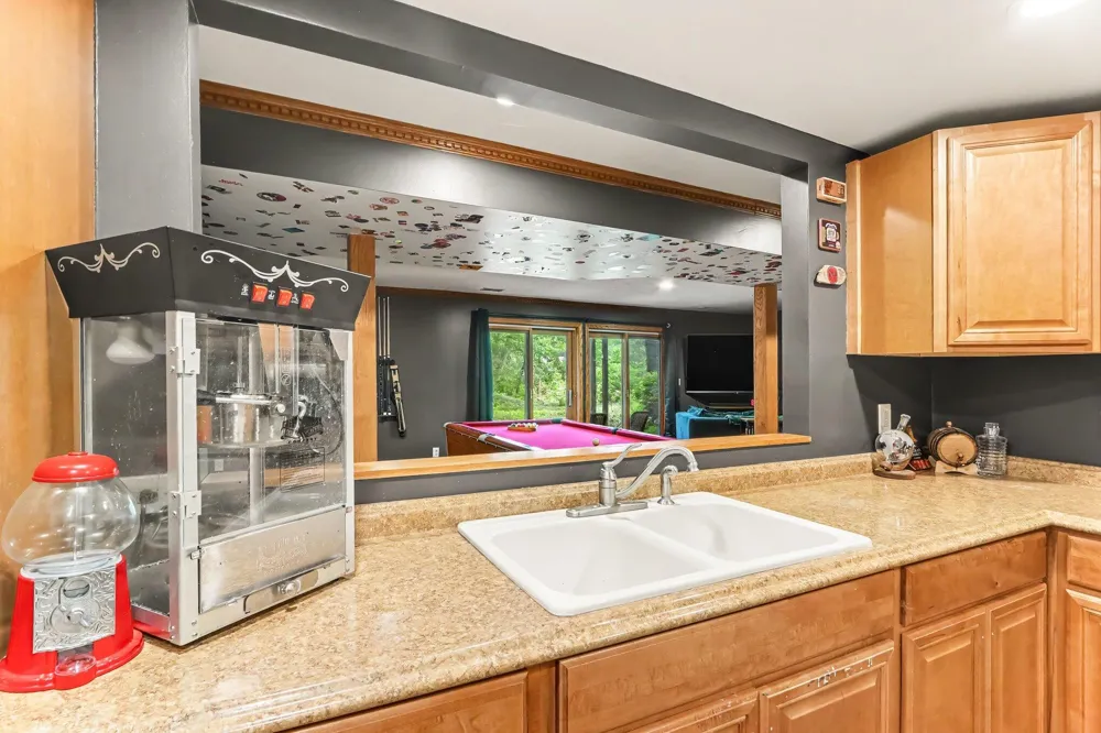 28284 62nd Avenue Antwerp Township, MI 49065