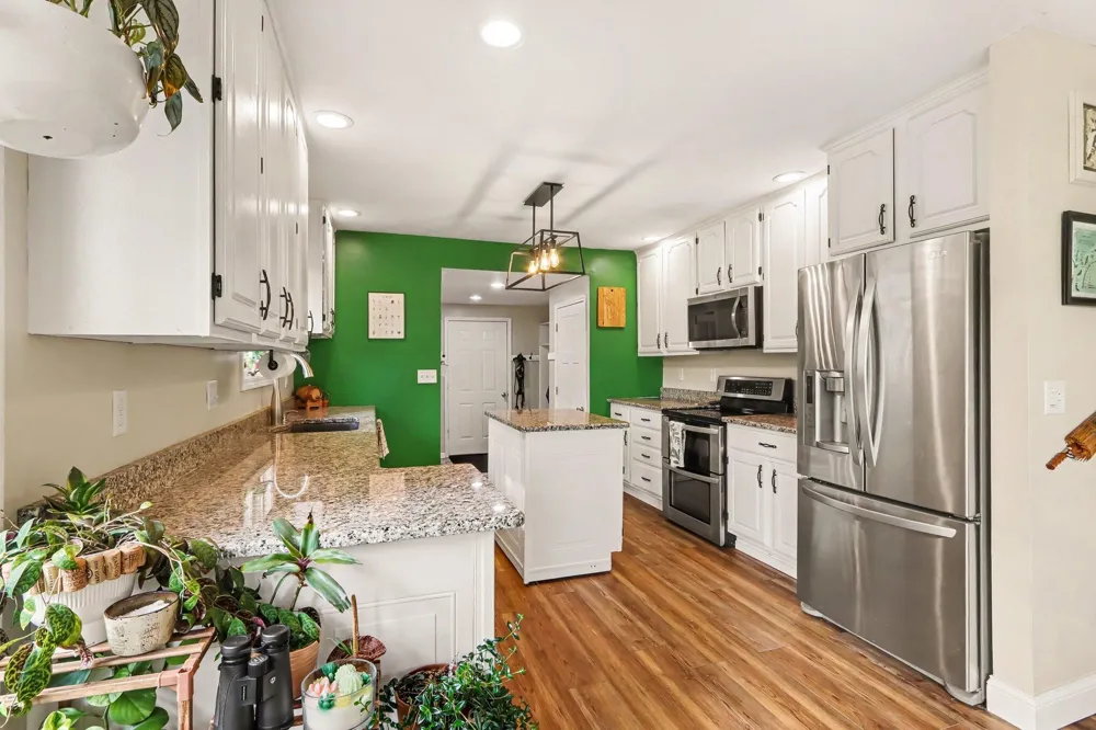28284 62nd Avenue Antwerp Township, MI 49065