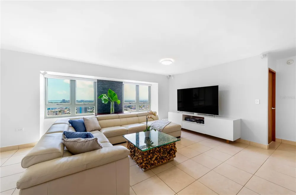 103-105 DE DIEGO AVENUE #2203S San Juan, PR 00911
