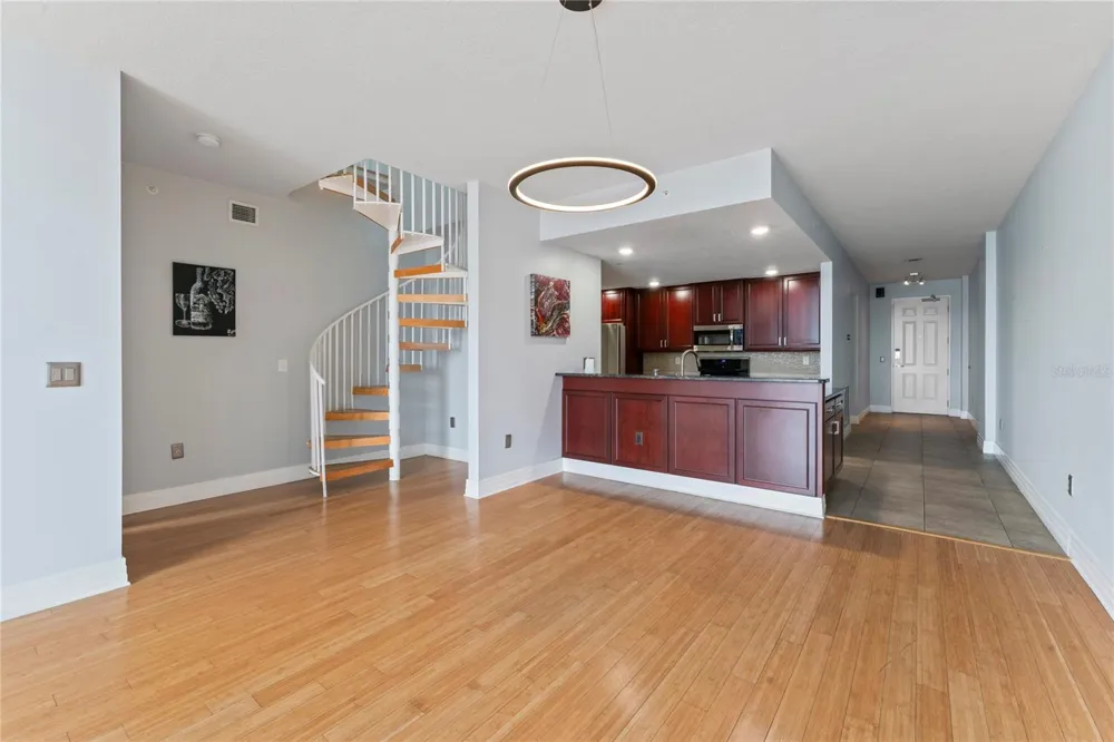 1108 FRANKLIN STREET #707 Tampa, FL 33602