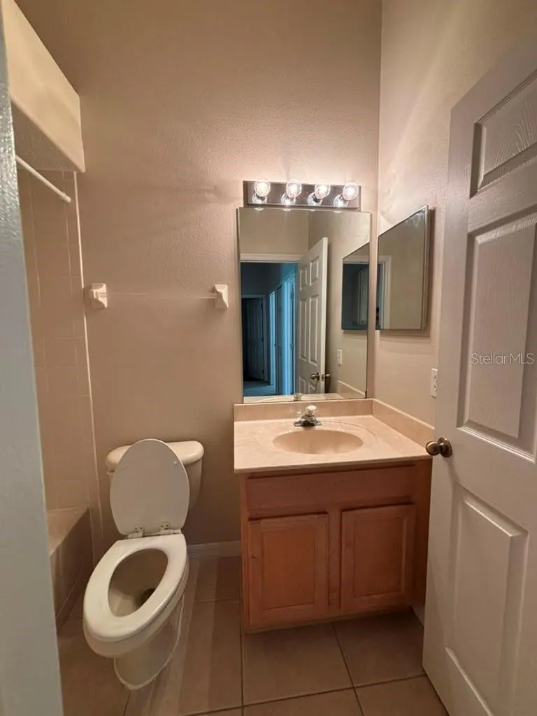 5857 LAKE CHAMPLAIN DRIVE Orlando, FL 32829