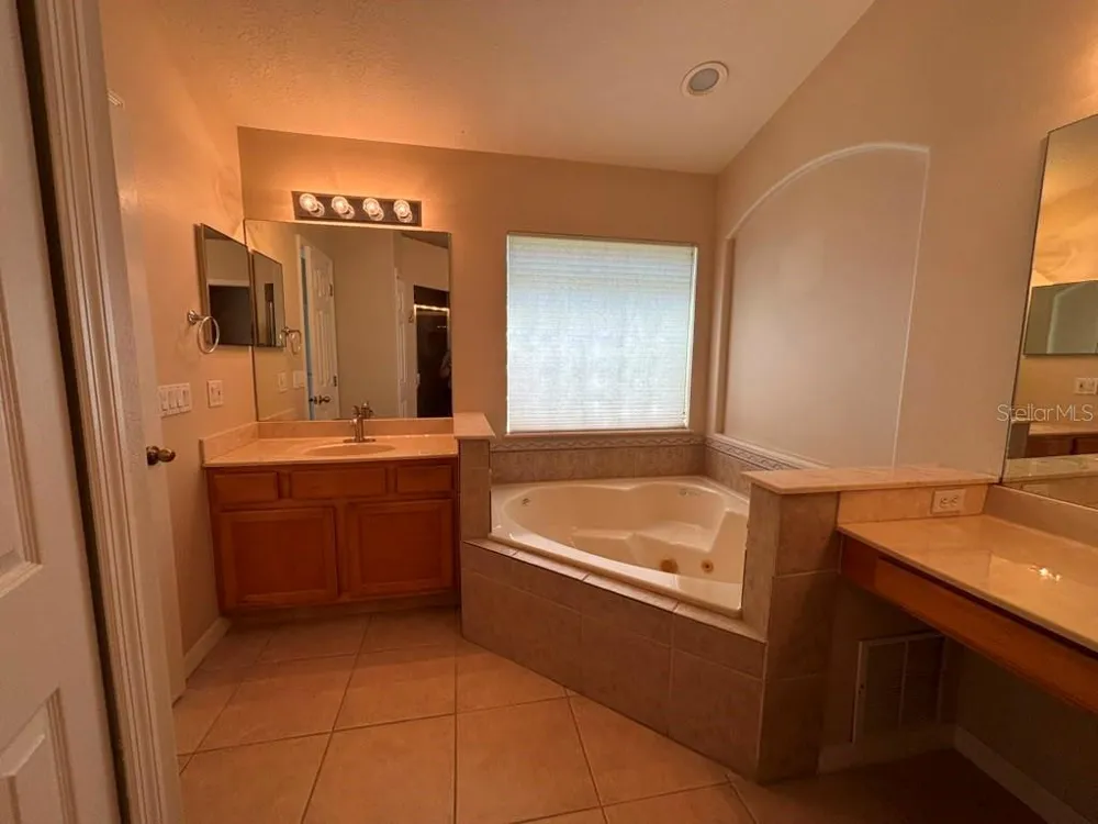 5857 LAKE CHAMPLAIN DRIVE Orlando, FL 32829
