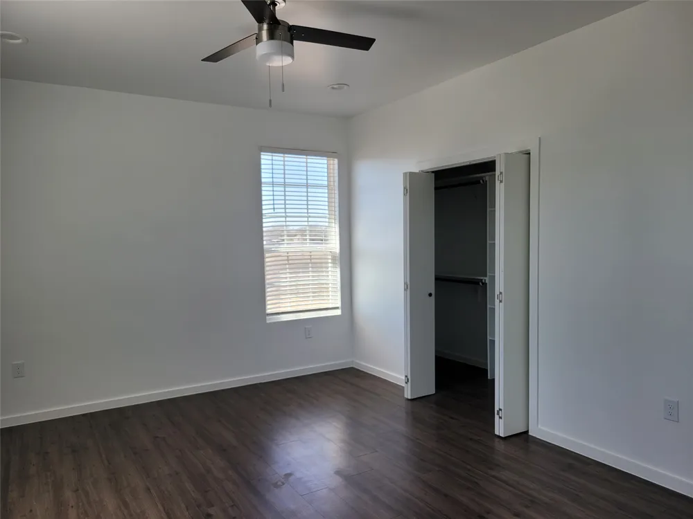 577 County Road 422 B Road Stockdale, TX 78160