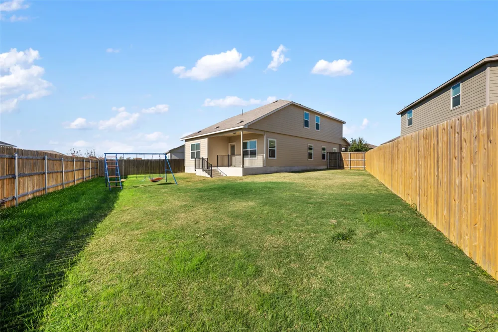 132 Joe Kidd Lane Jarrell, TX 76537