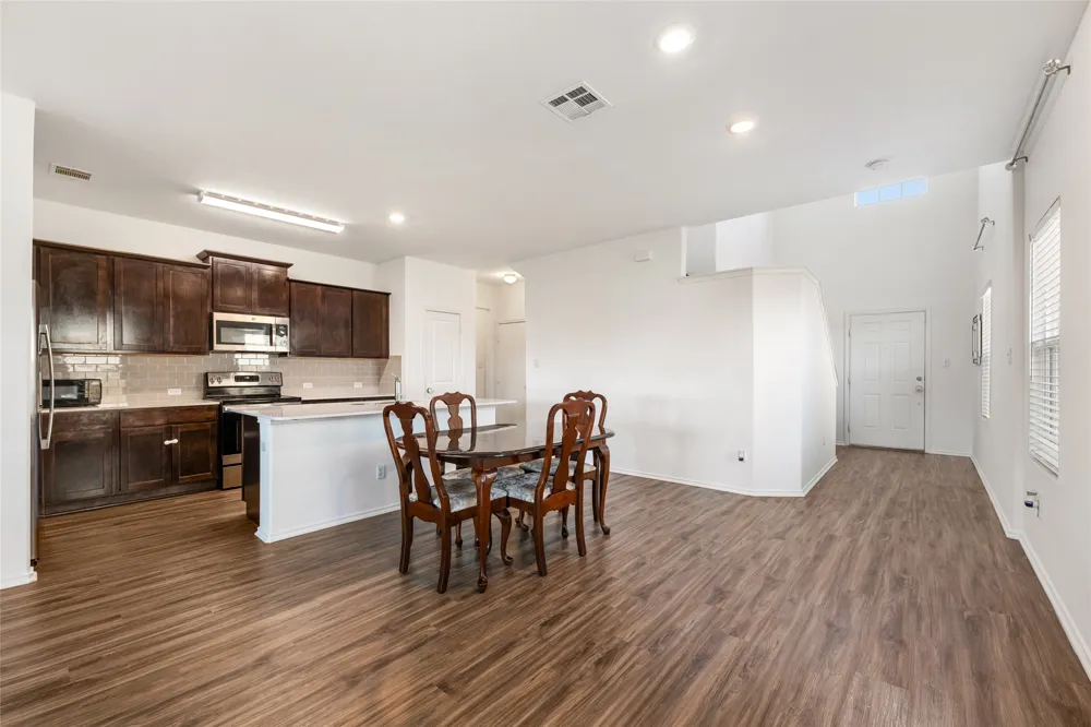 132 Joe Kidd Lane Jarrell, TX 76537
