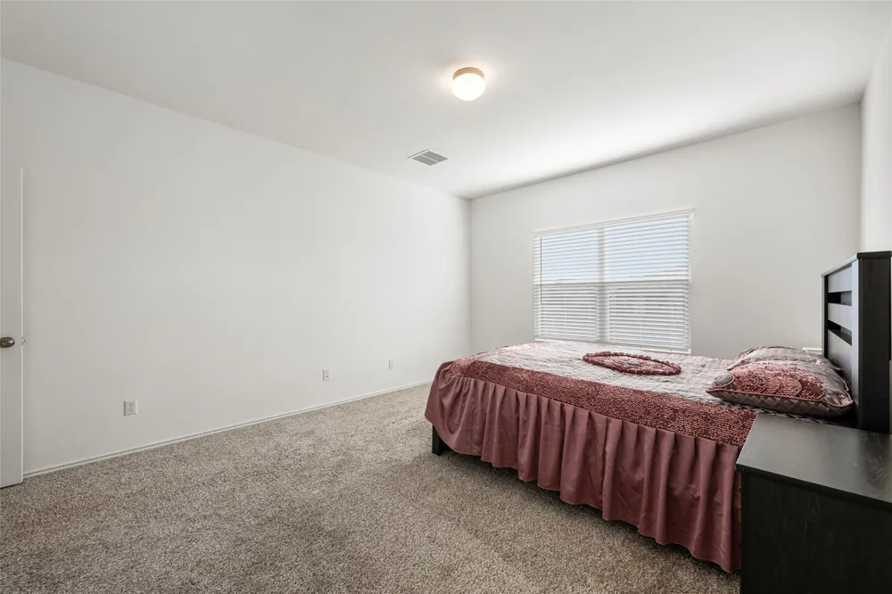 132 Joe Kidd Lane Jarrell, TX 76537
