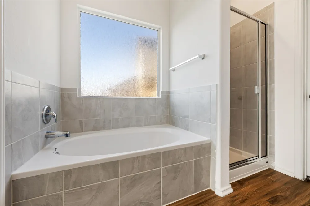 132 Joe Kidd Lane Jarrell, TX 76537