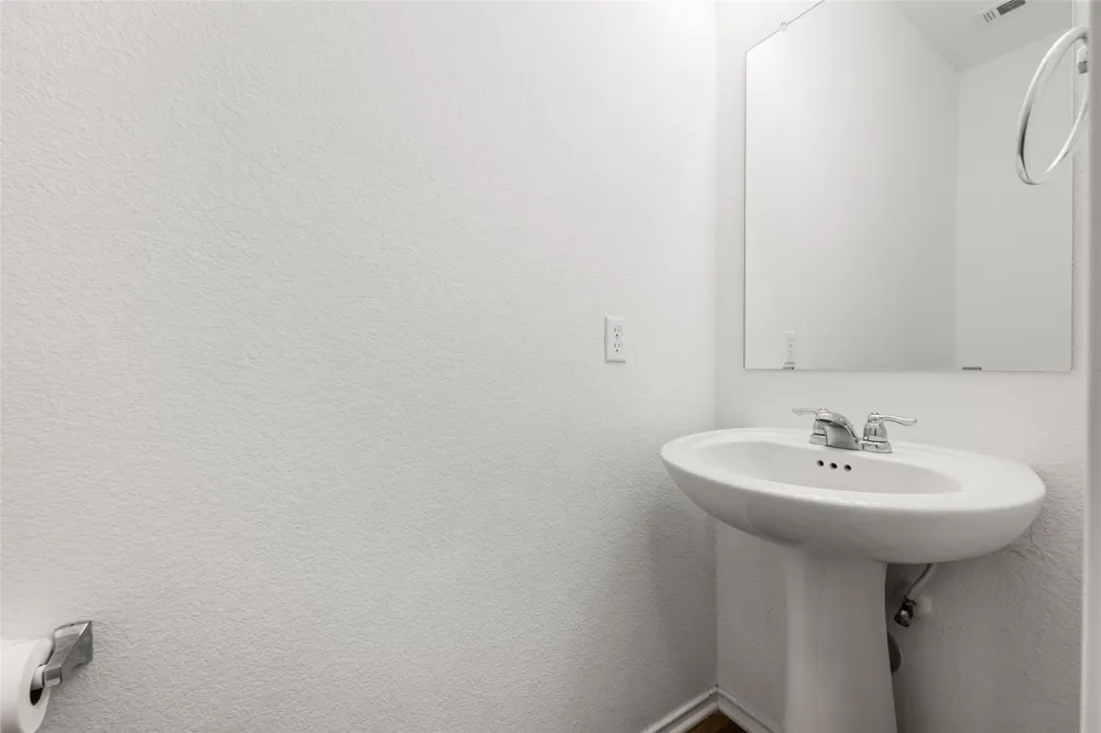 132 Joe Kidd Lane Jarrell, TX 76537