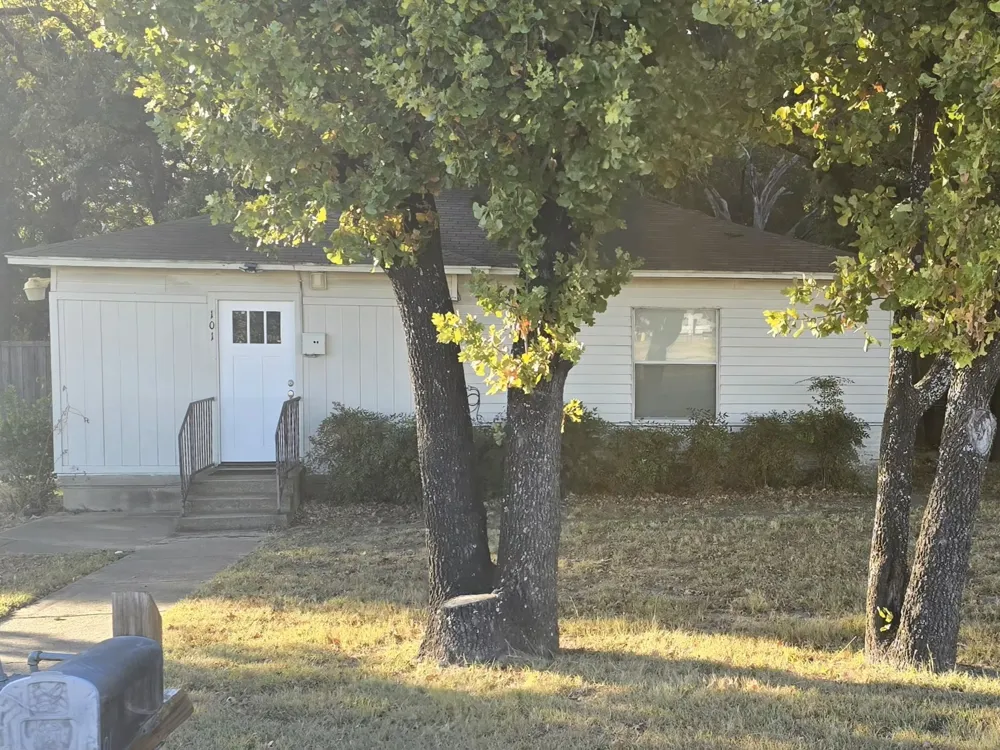 107 Fisk Road Seagoville, TX 75159