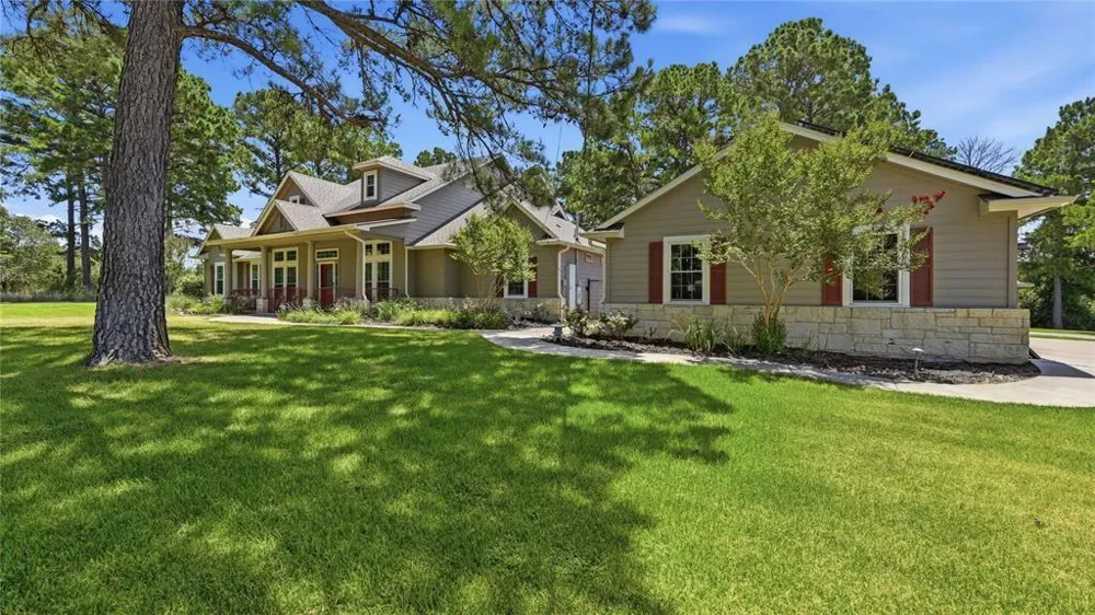 379 Matthew Cove Bastrop, TX 78602