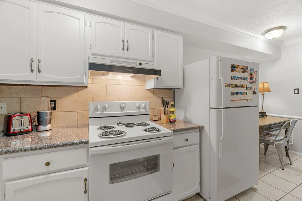 355 Post Oak Lane #742 Houston, TX 77024