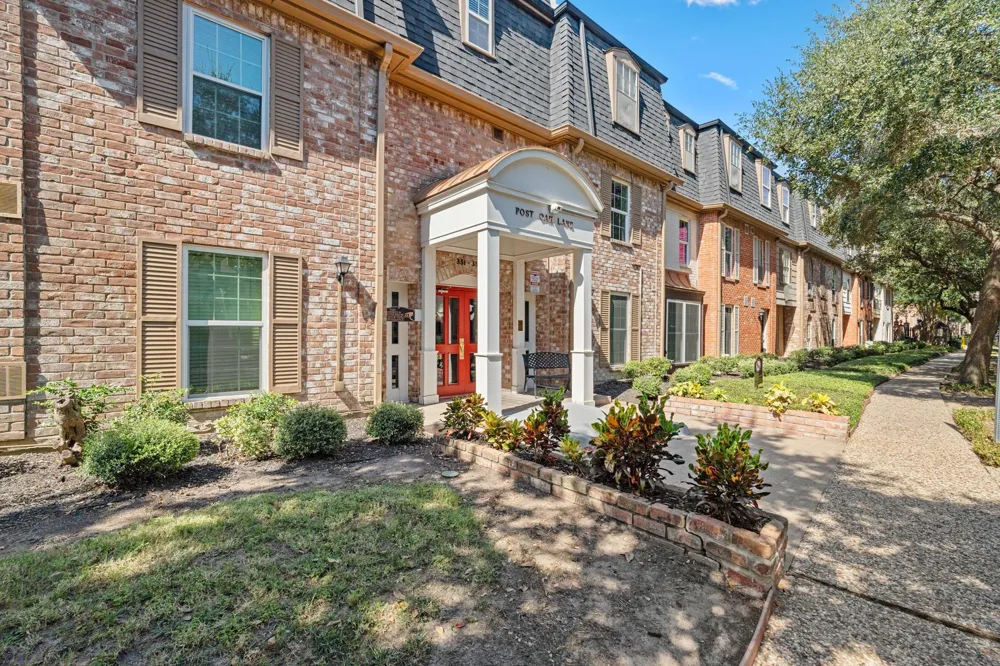 355 Post Oak Lane #742 Houston, TX 77024