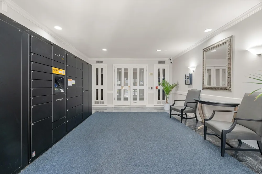 355 Post Oak Lane #742 Houston, TX 77024