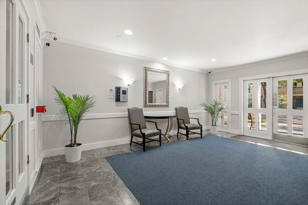 355 Post Oak Lane #742 Houston, TX 77024