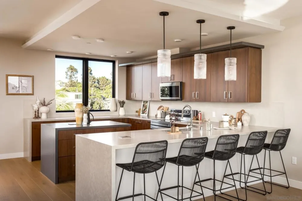 505 Freeman Street #202 Oceanside, CA 92054