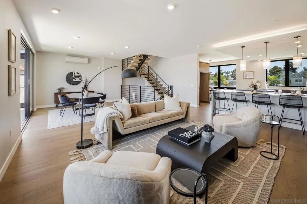 505 Freeman Street #202 Oceanside, CA 92054