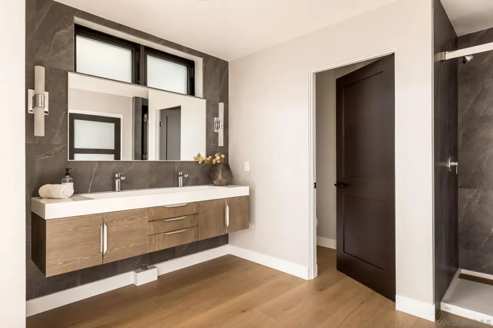 505 Freeman Street #202 Oceanside, CA 92054